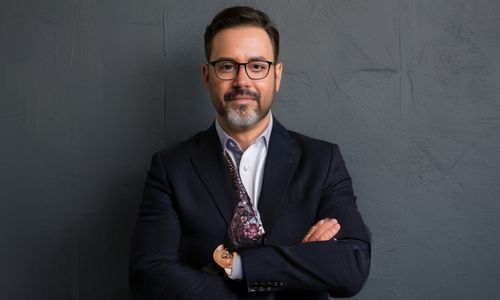 老板要亲自Zuo新媒体，主要原因是……