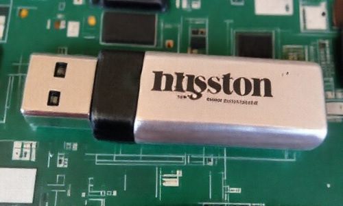 我的金士顿U盘历险记：一步步排查的教训