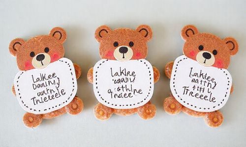 标题标签， 像小熊的糖果，要分给每个小伙伴